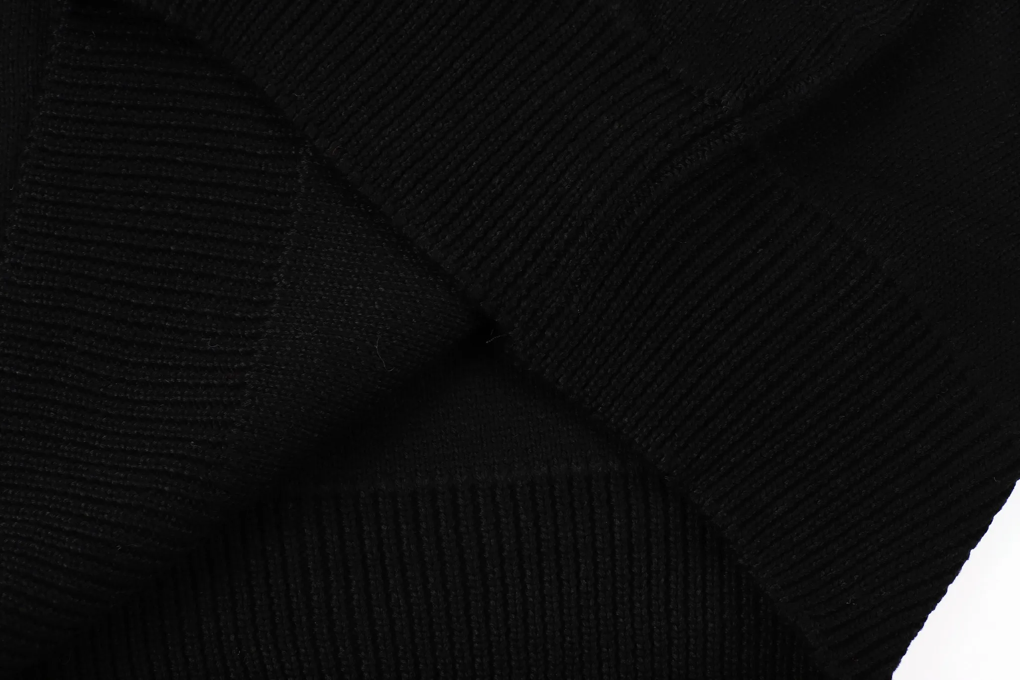 Balenciag *2024AW New Arrival ， 💯 ， ， ， Same Style ：Black Size：XS-L